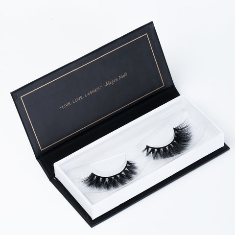 ELOJELLO - BLINKING BEAUTÉ PREMIER LASH COLLECTION