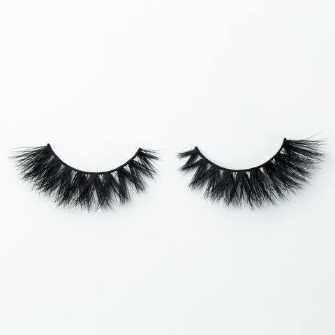 ELOJELLO - BLINKING BEAUTÉ PREMIER LASH COLLECTION