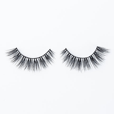 NO.1 - BLINKING BEAUTÉ PREMIER LASH COLLECTION