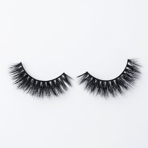 NO.5 - BLINKING BEAUTÉ PREMIER LASH COLLECTION