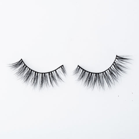 NO.8 - BLINKING BEAUTÉ PREMIER LASH COLLECTION
