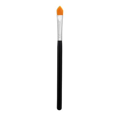 M705 - POINTED CONCEALER